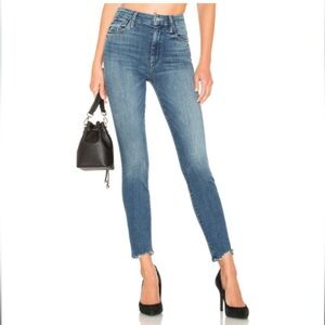 MOTHER High Waisted Looker Ankle Chew medium wash skinny jeans size 26